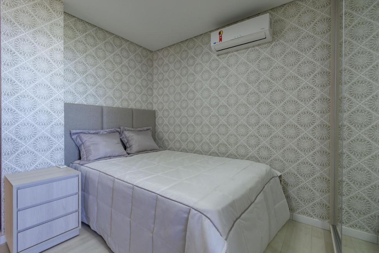 Rosa Edificio Solar Da Encosta Apartment Gramado Exterior photo